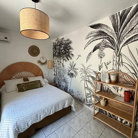 Un Petit Coin De Paradis Avec Piscine Et Parking Villeneuve-les-Avignon