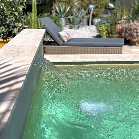 Frühstückspension Un Petit Coin De Paradis Avec Piscine Et Parking Villeneuve-lès-Avignon