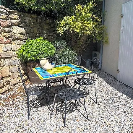 Un Petit Coin De Paradis Avec Piscine Et Parking Frühstückspension Villeneuve-lès-Avignon