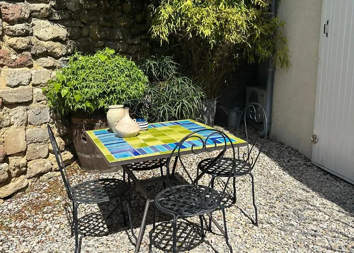 Bed and Breakfast Un Petit Coin De Paradis Avec Piscine Et Parking Villeneuve-lès-Avignon